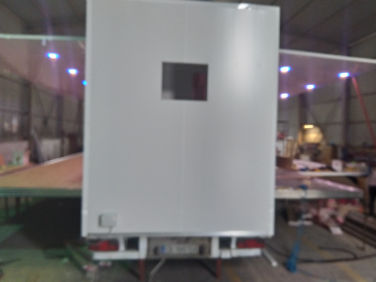 yandan açılan tır dorsesi